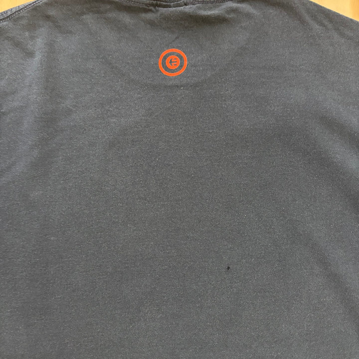 VINTAGE ETNIES TEE LARGE